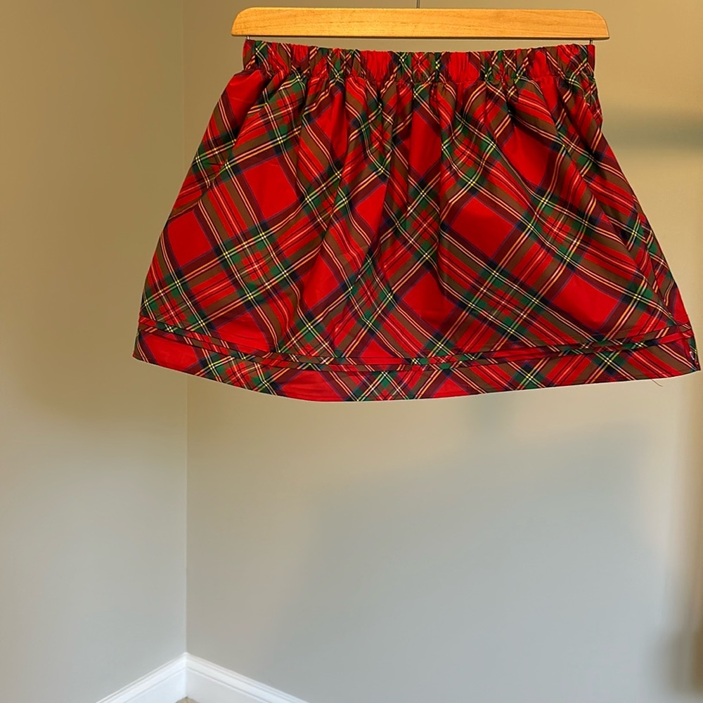 Vineyard Vines Girl's size L (14) tartan skirt